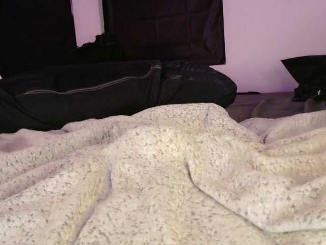 Midnightrose11 live cam on BongaCams
