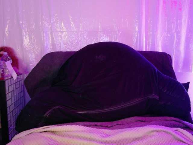 Midnightrose11's BongaCams show and profile