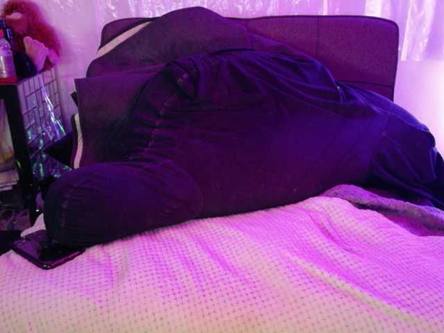 Midnightrose11's BongaCams show and profile