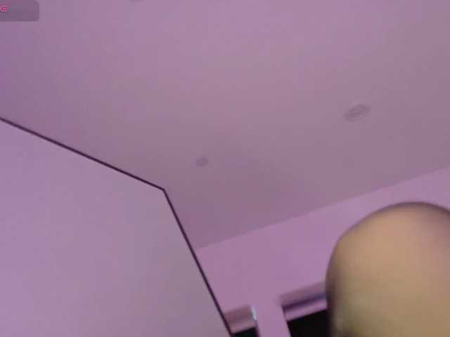 Midnightrose11 live cam preview