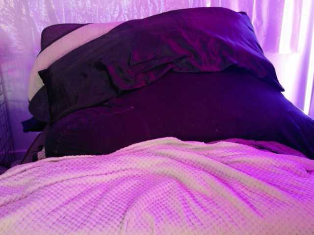 Midnightrose11's BongaCams show and profile