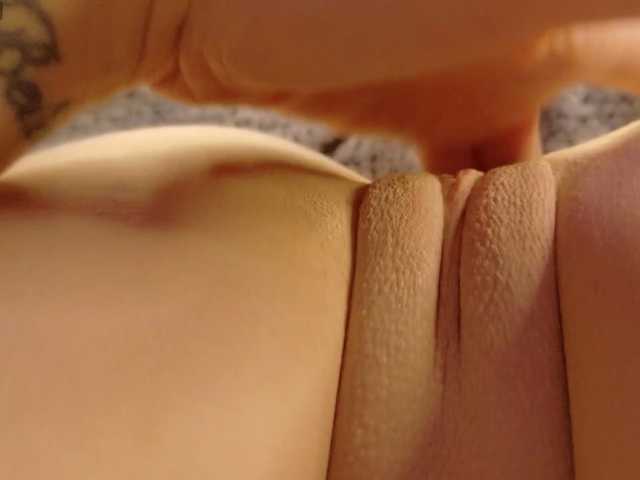 Midnightrose11 live cam on BongaCams