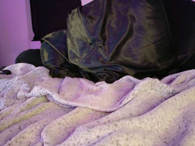 Midnightrose11 live cam on BongaCams