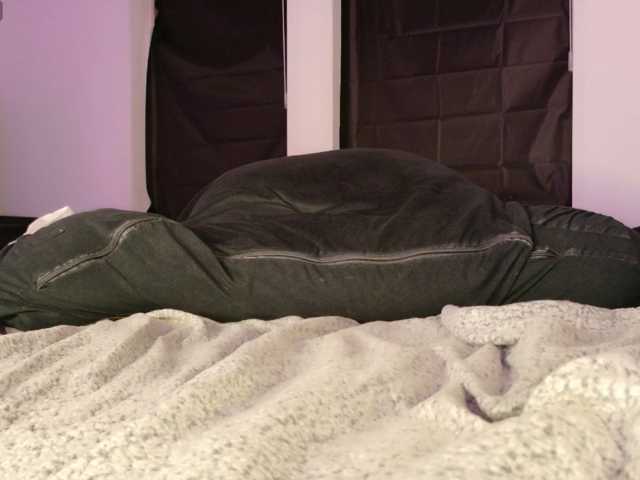 Midnightrose11, en vivo ahora en BongaCams