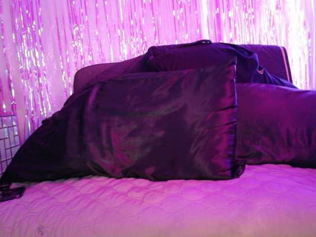 Midnightrose11 live cam on BongaCams