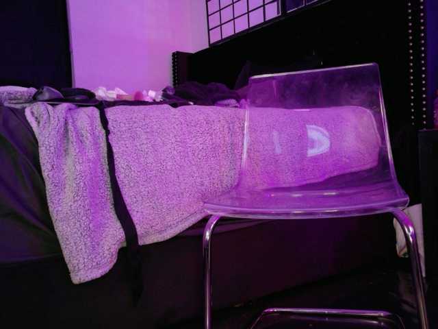 Midnightrose11's BongaCams show and profile