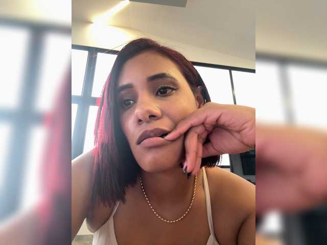 DollyBrowncc live cam on BongaCams