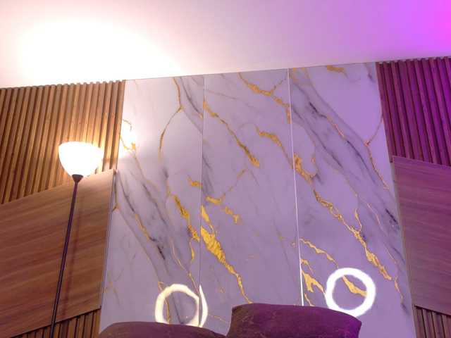 DollyBrowncc live cam preview
