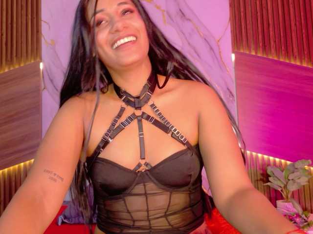 DollyBrowncc — live female cam