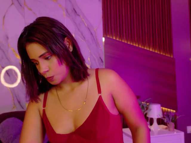 DollyBrowncc, live now on BongaCams