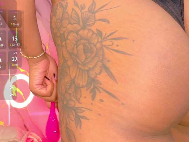 DollyBrowncc live cam on BongaCams