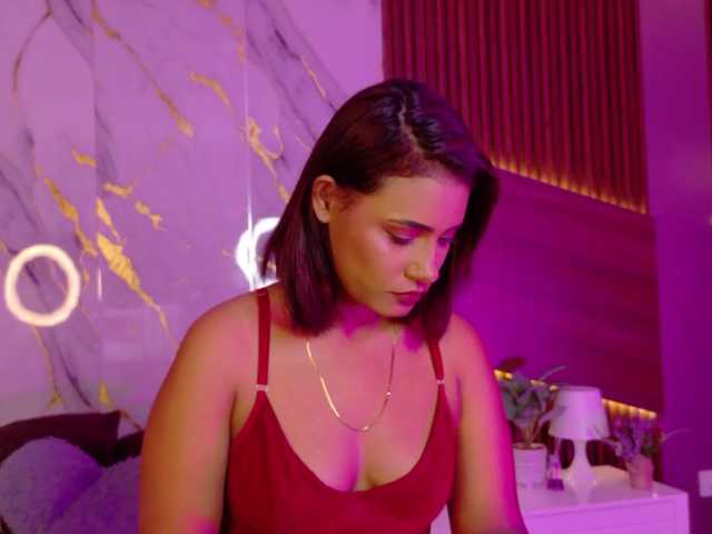 DollyBrowncc, en directo ahora en BongaCams