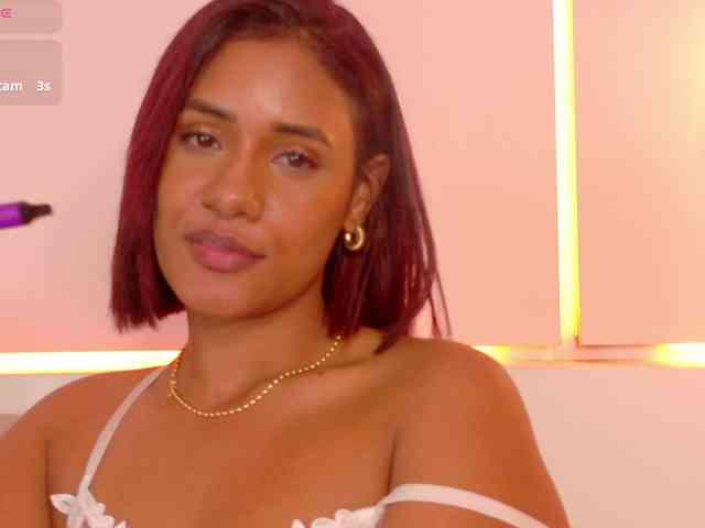 DollyBrowncc webcam