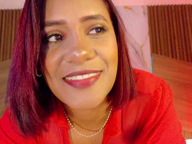 DollyBrowncc Live Webcam on BongaCams