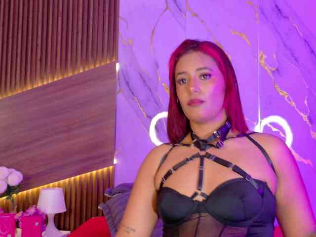 Model: DollyBrowncc