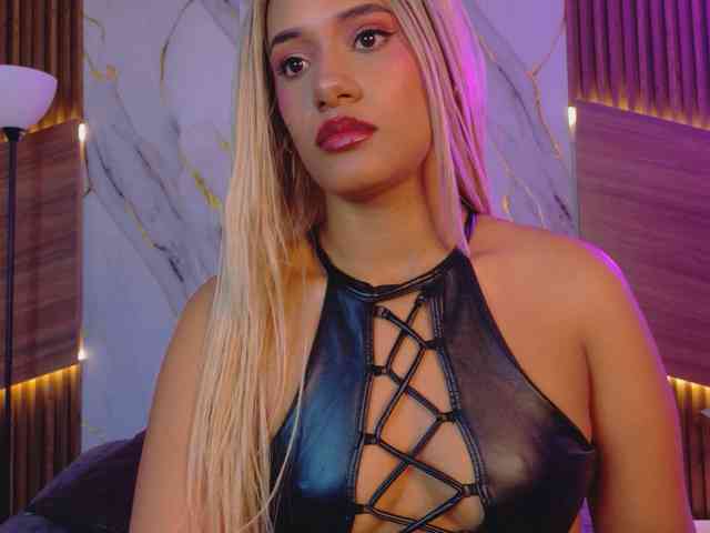 DollyBrowncc