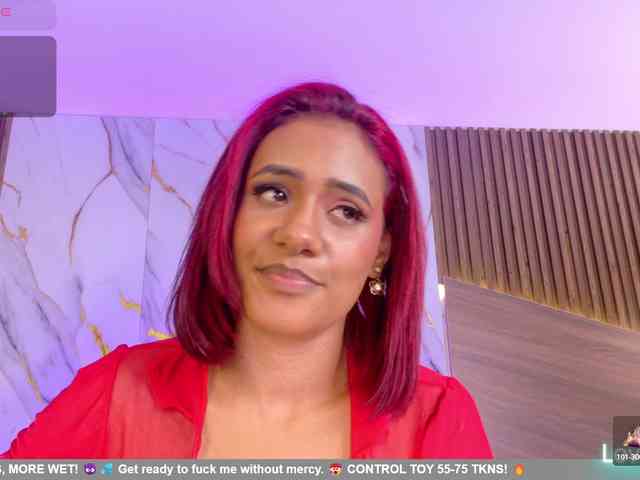 DollyBrowncc webcam