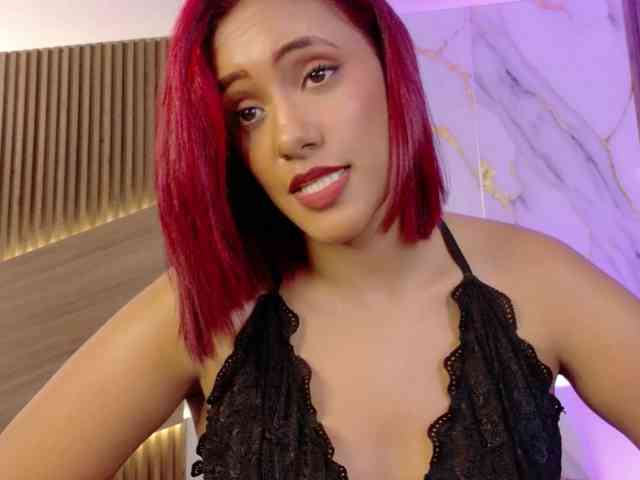 DollyBrowncc webcam