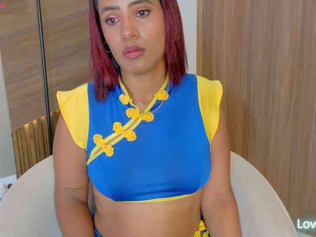 DollyBrowncc webcam