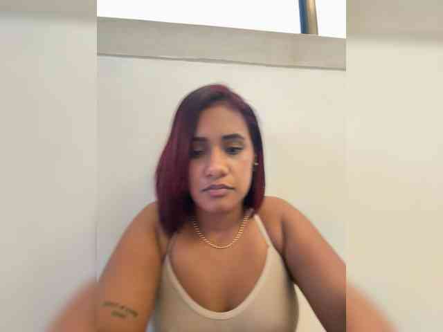 DollyBrowncc webcam