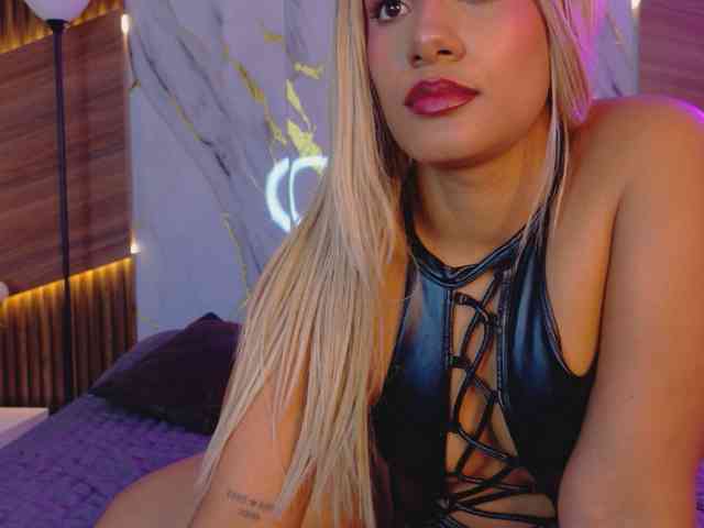 DollyBrowncc