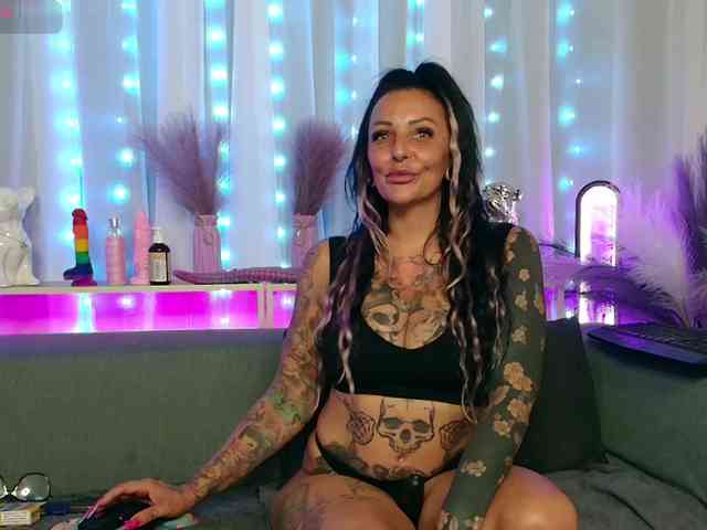 AvaAnn webcam