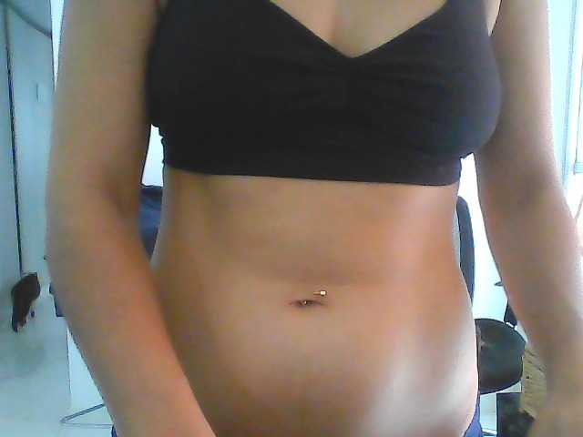 redgirlpum live cam on BongaCams