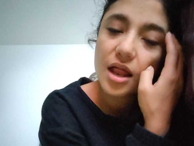 redgirlpum live cam on BongaCams