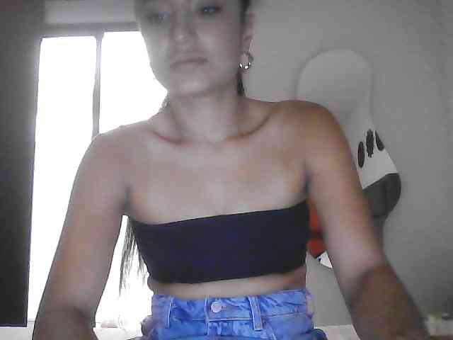 redgirlpum Live Webcam on BongaCams