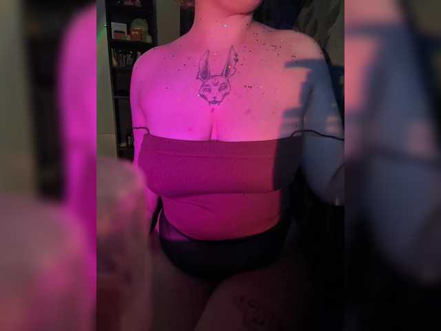 kittykoshechkkaa's BongaCams show and profile