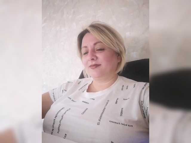 Sexymissex live cam on BongaCams