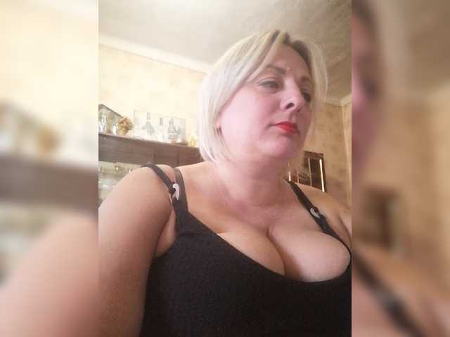 Sexymissex live cam on BongaCams