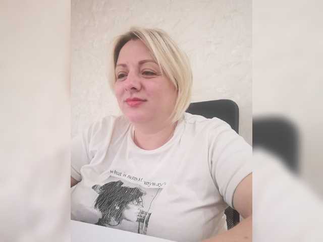 Sexymissex live cam on BongaCams