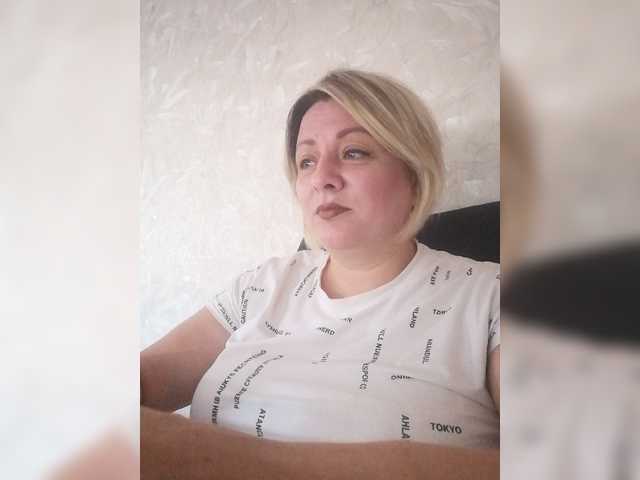 Sexymissex live cam on BongaCams