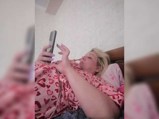 Sexymissex live cam on BongaCams