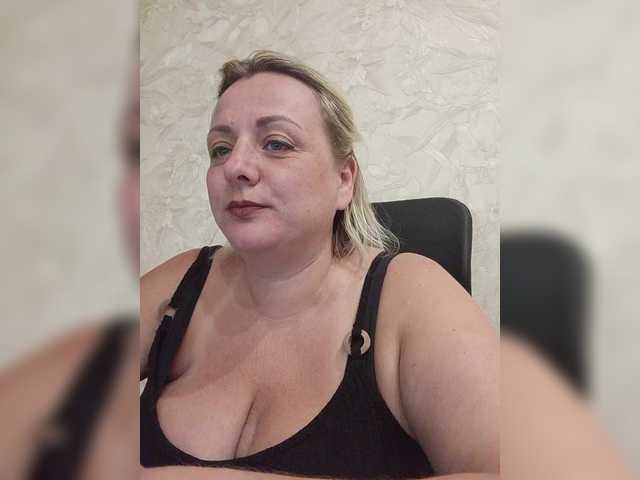 Sexymissex live cam on BongaCams