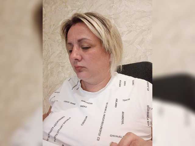 Sexymissex live cam on BongaCams