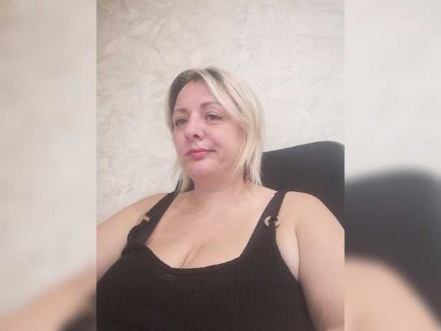 Sexymissex live cam on BongaCams