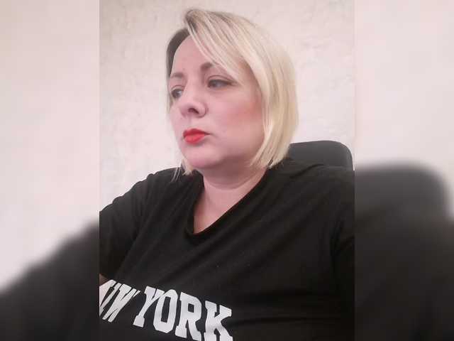 Sexymissex live cam on BongaCams
