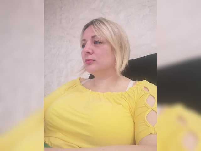 Sexymissex live cam on BongaCams