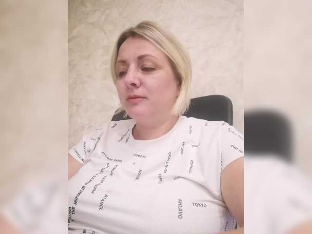 Sexymissex live cam on BongaCams