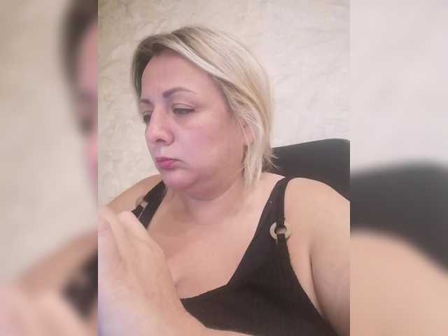 Sexymissex live cam on BongaCams
