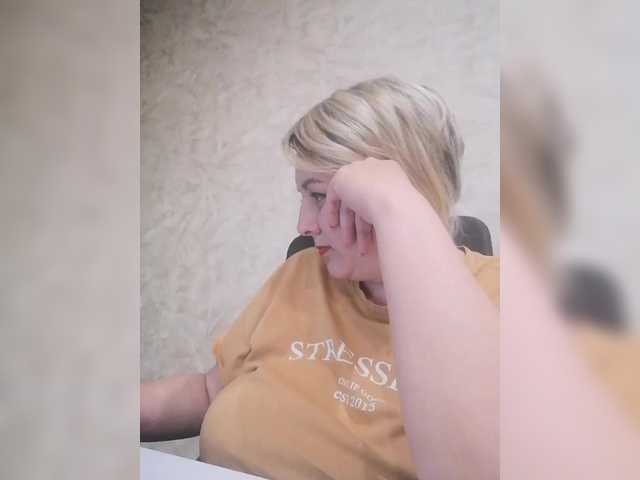 Sexymissex live cam on BongaCams