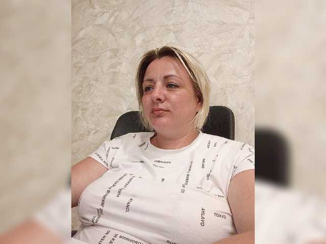 Sexymissex live cam on BongaCams