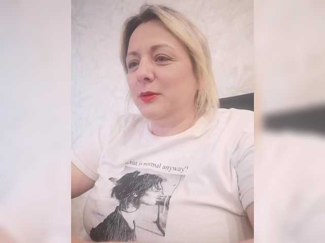 Sexymissex live cam on BongaCams