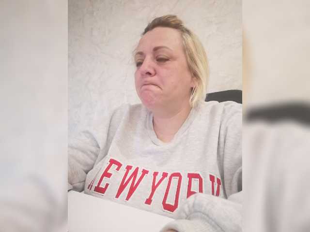 Sexymissex live cam on BongaCams