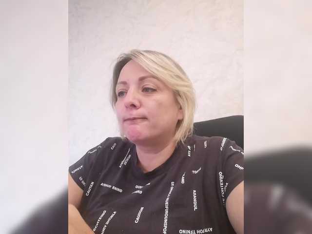 Tpax-MapuHy — live female cam