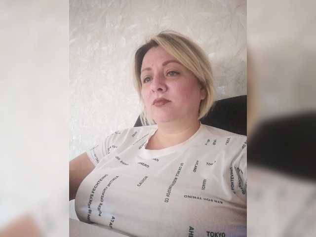 Sexymissex live cam on BongaCams