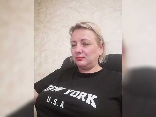 Sexymissex live cam on BongaCams