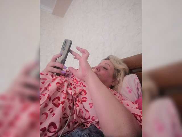 Sexymissex live cam on BongaCams